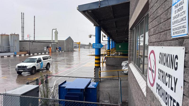 To Let Commercial Property for Rent in Killarney Gardens Western Cape
